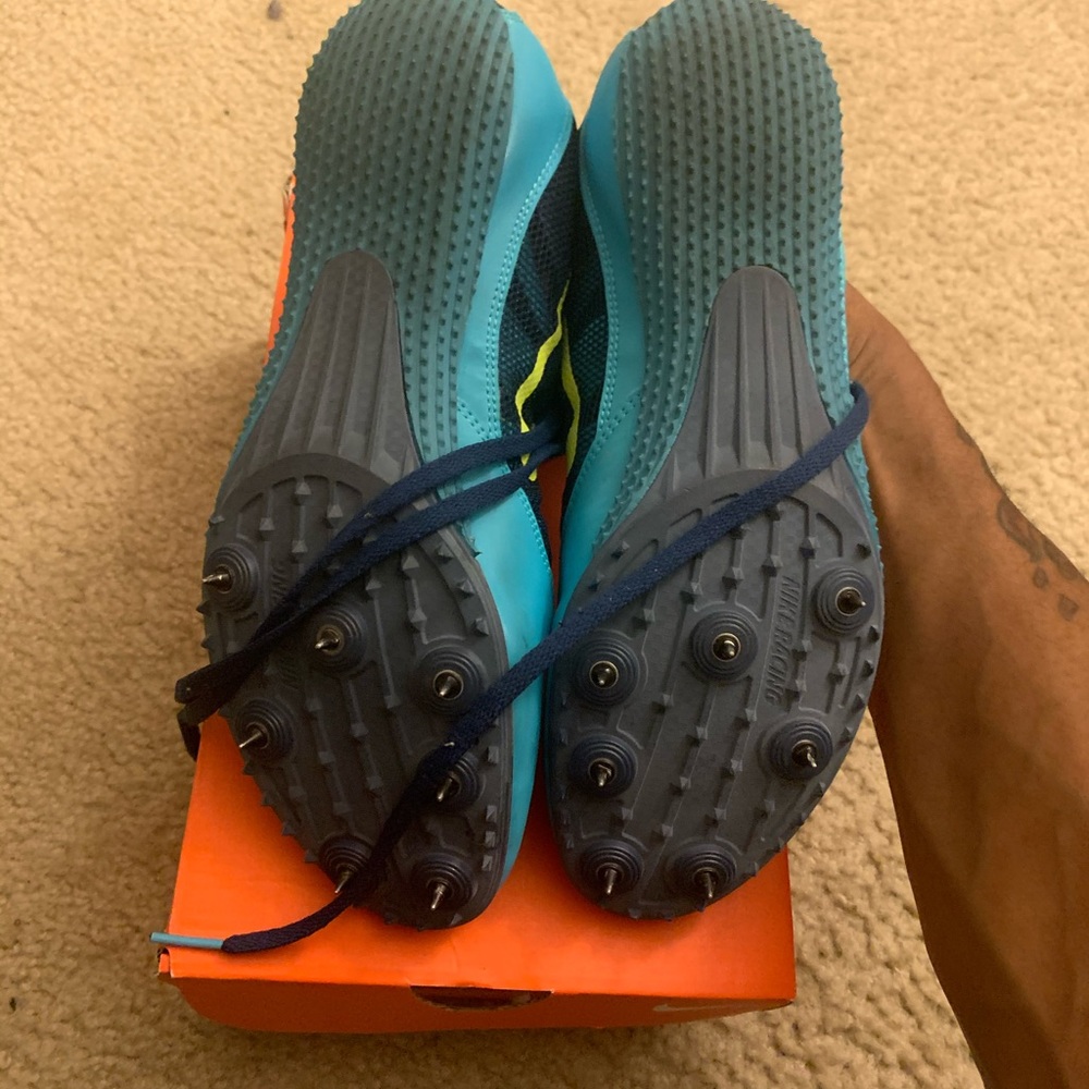 Nike Track Spikes - Picture 2 of 4
